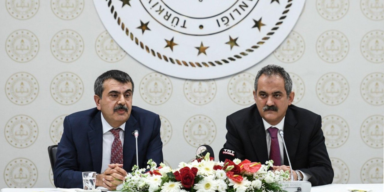 Eski Milli Eğitim Bakanı Mahmut Özer 2.Dönem Bakanlık İçin Hazırlıklara Başladı Mı?