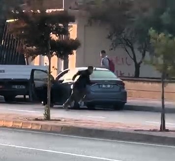 Okul Müdürünü Silahla Vuran Saldırgan ve 2 Kişi Yakalandı