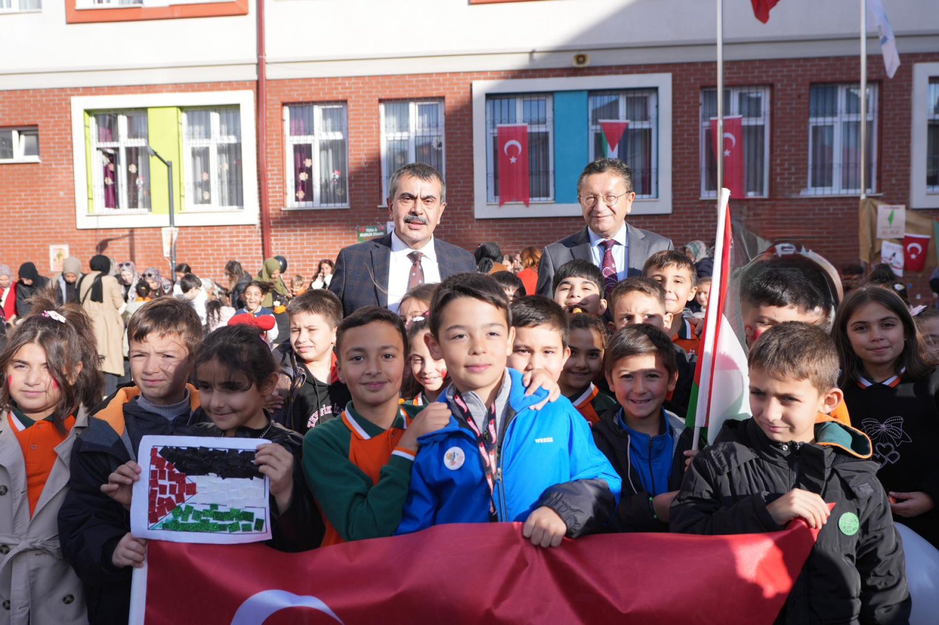 Bakan Yusuf Tekin, Okullarda Düzenlenen Kermesler Hakkında Açıklamada Bulundu