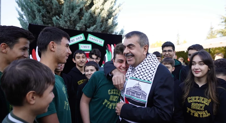 Bakan Yusuf Tekin Filistin'e Destek Kermeslerinde Elde Edilen Toplam Yardım Miktarını Açıkladı