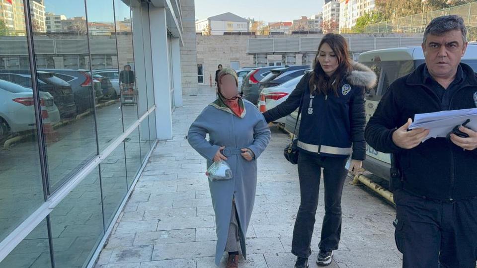 Öğretmenin Otomobiliyle Çarptığı Adam Hayatını Kaybetti