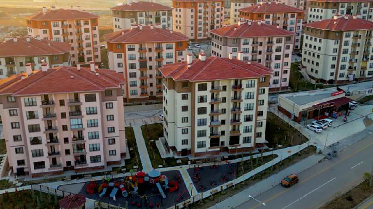 O Okullara Ataması Yapılan Öğretmenlere Lojman Müjdesi Verilecek