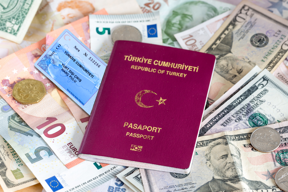 Yurt Dışına Çıkış Harçlarına Zam Geldi, İşte Yeni Ücretler