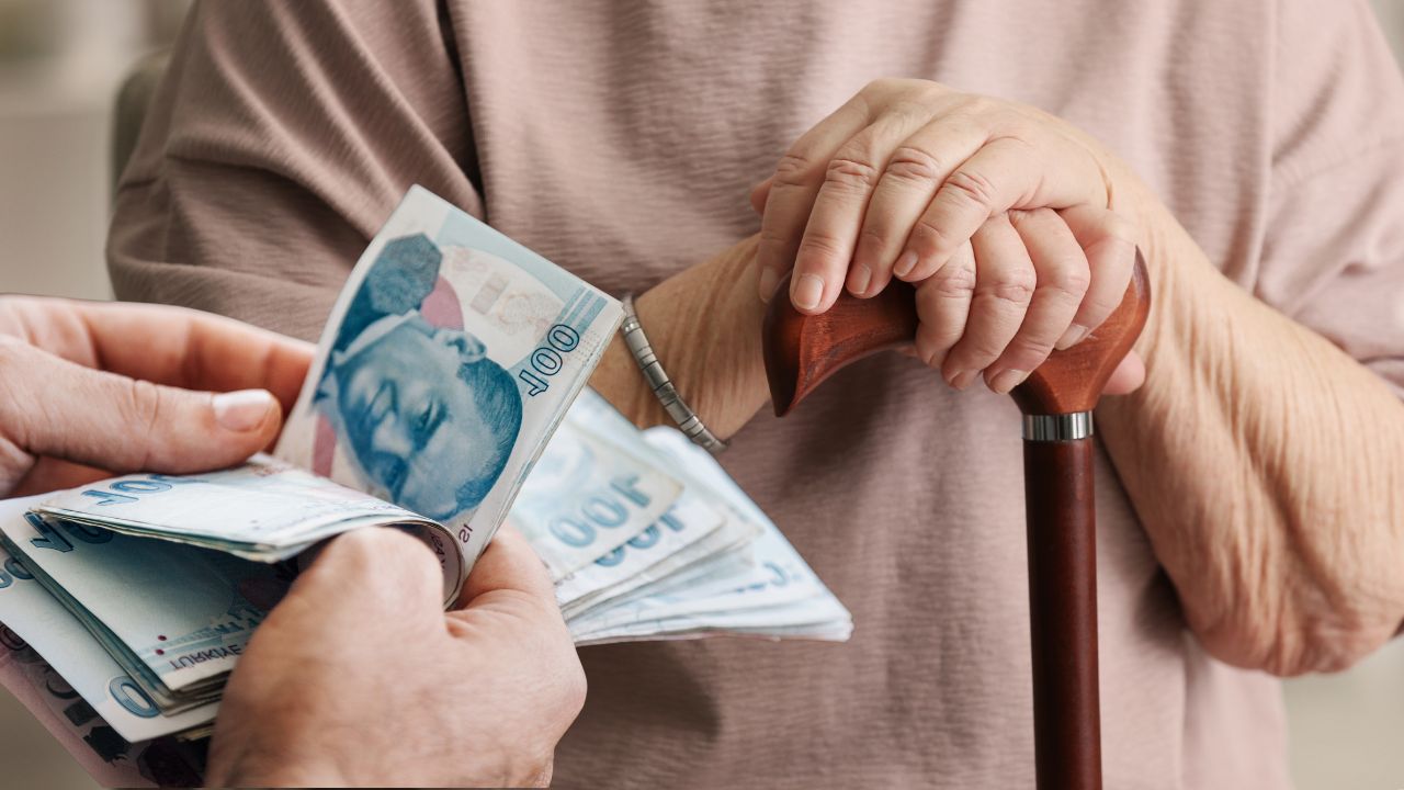 En Düşük Emekli Maaşı Belli Oldu