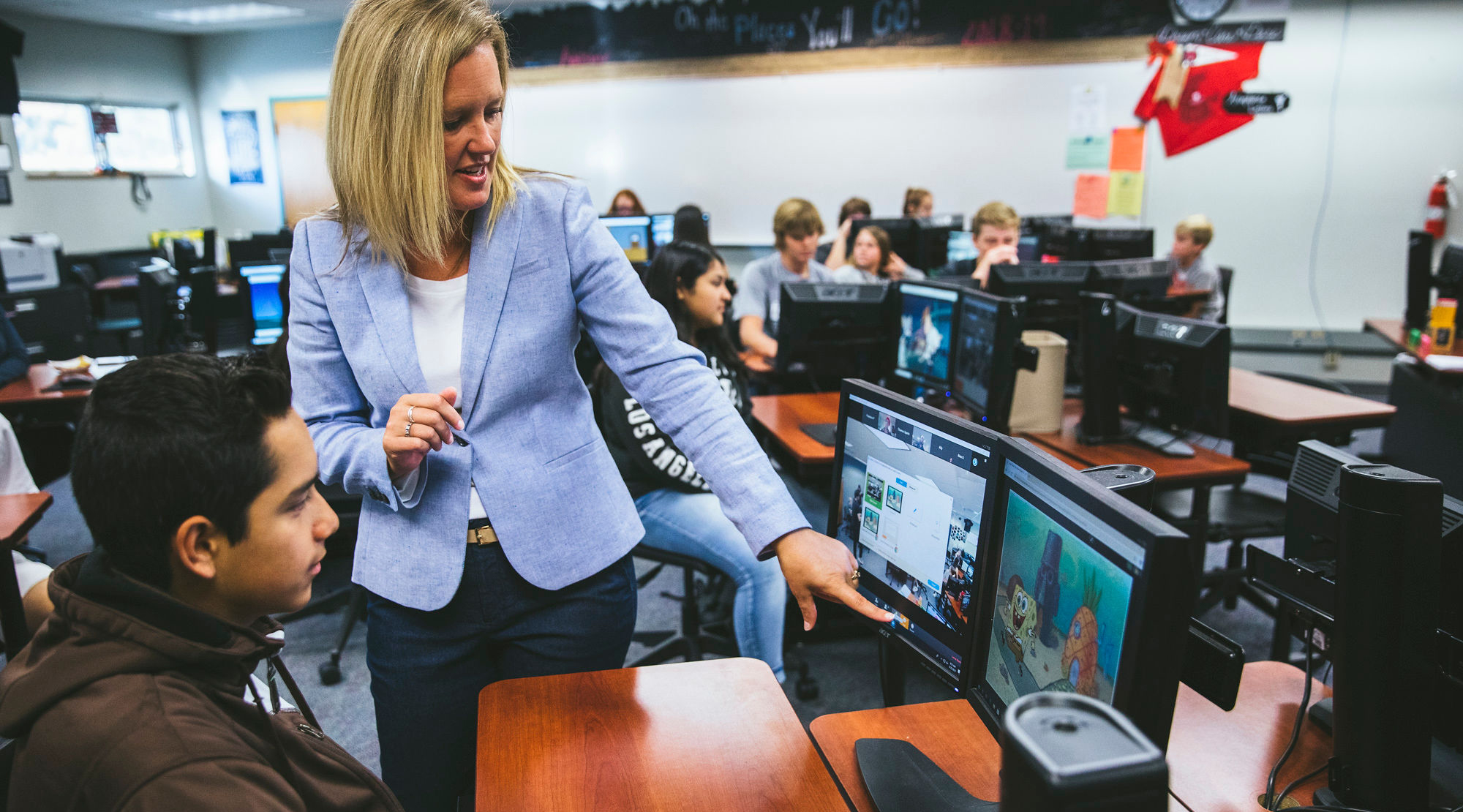 Derslerini ve Normlarını Geri İsteyen Bilişimciler Sosyal Medyada Buluşma Kararı Aldı