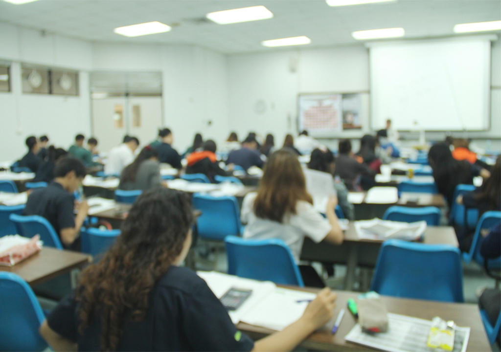 Üniversitede 4 Yıl Devri Kapanıyor mu? İşte 3 Yıl Kararının Tüm Detayları!