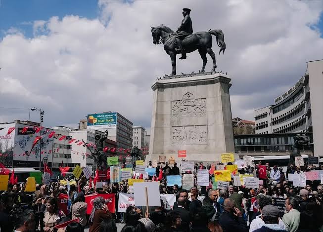 19 Ocak Pazartesi Büyük Öğretmen Eylemi Başlıyor