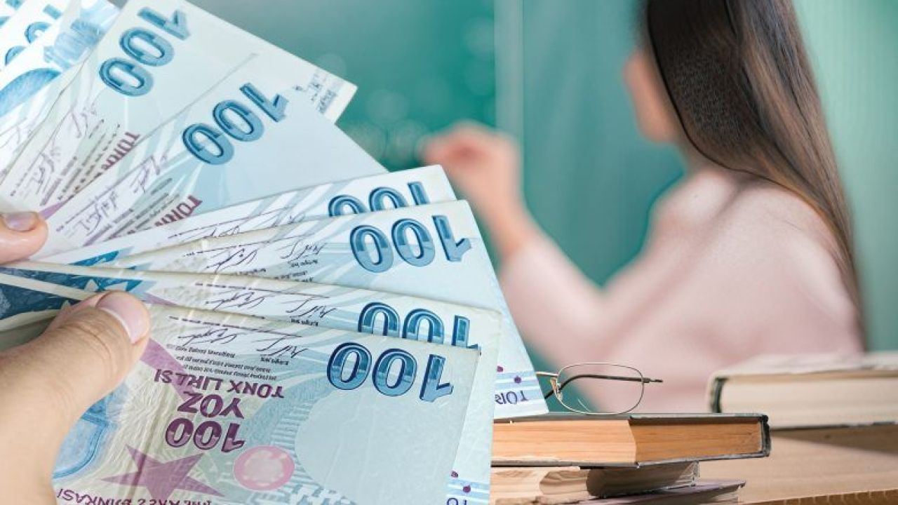 Öğretmenlerin Ek Derslerinde 2.455 TL Kesinti Kapıda!