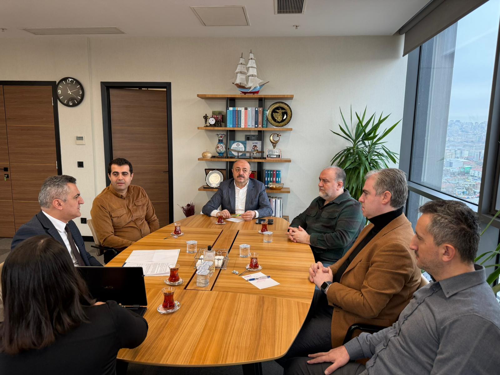 Doktoralı Öğretmenlere Akademik Çalışmalarında Kapılar Kapanmasın 