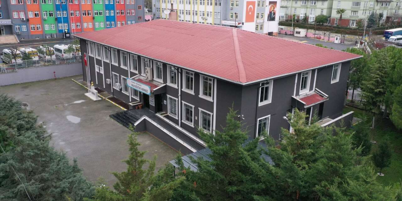 Beylikdüzü Halk Eğitimi Merkezi’nden Büyük Başarı