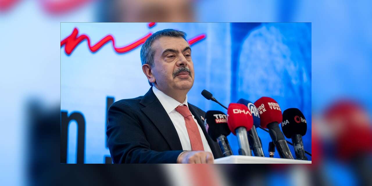 Bakan Yusuf Tekin'den Öğretmenlere Müjdeli Haber: Ek Ders Ücretlerine Zam Gündemde!