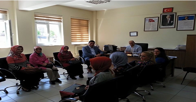 EBS İlçe Başkanı, Müdür Koltuğundan Sendikacılık Yapıyor
