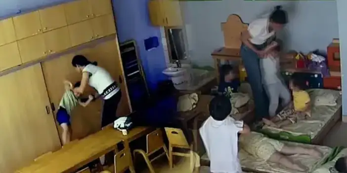 Öğrencilere Şiddet Olayında 2 Öğretmen ve 2 İdareciye Hapis Cezası