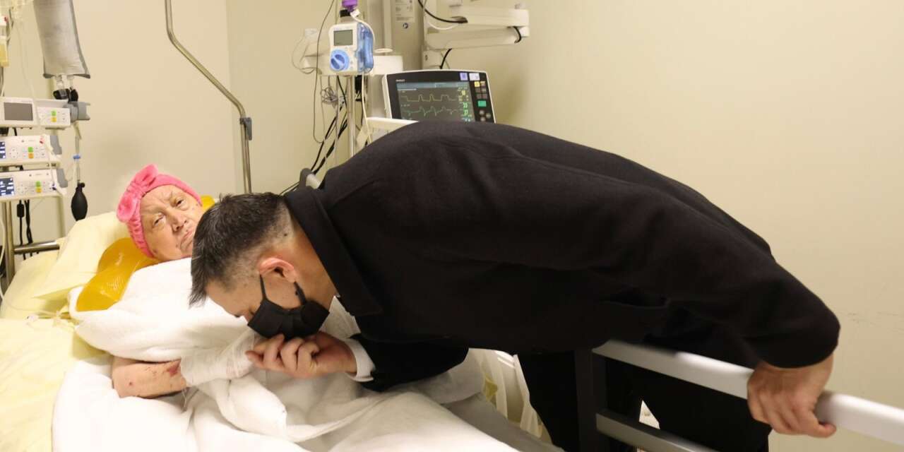 İçişleri Bakanı Mustafa Çiftçi'den Öğretmenine Vefa Ziyareti