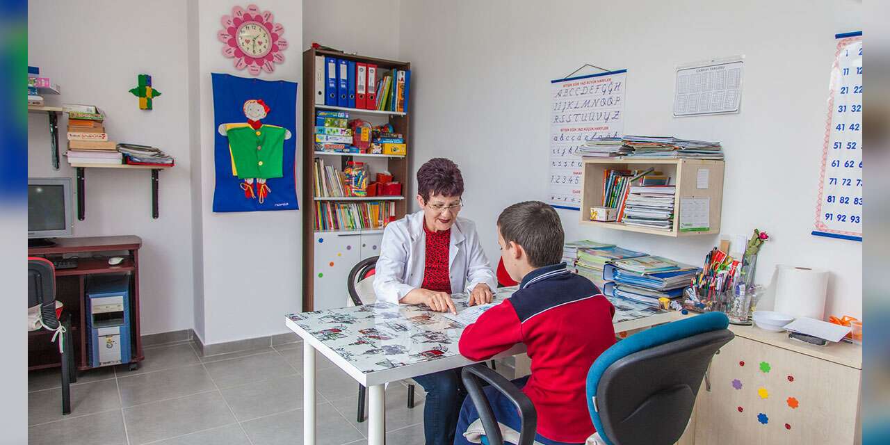 O Öğretmenler Özel Sektörde Her Ay Yüz Binlerce Lira Kazanıyor