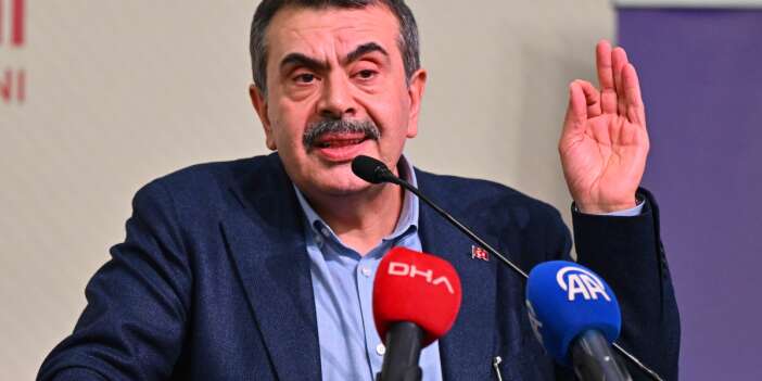 Bakan Tekin: "LGBT Dersi Anlatacağız Dediler, Yaptırmam Kardeşim!"