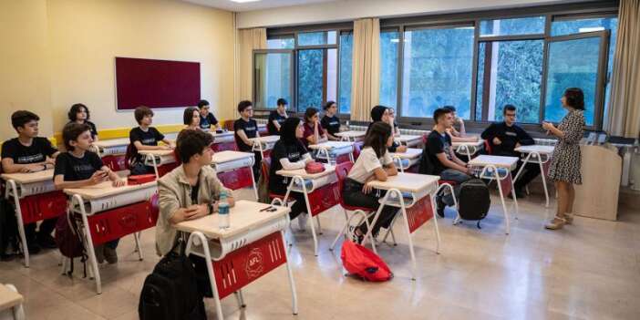 15 Nisan Çarşamba Yarın Okullar Tatil Edildi Mi?