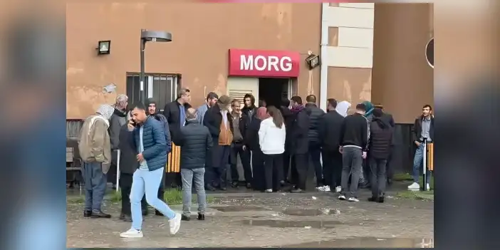 Okul Bahçesinde Yağmurdan Kaçıp Ağaca Sığındılar, Yıldırım Düştü: 2 Çocuk Hayatını Kaybetti