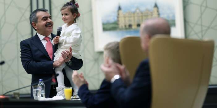 Bakan Yusuf Tekin’den Cumhurbaşkanı Erdoğan’a Eğitime Verdiği Destekten Dolayı Teşekkür!