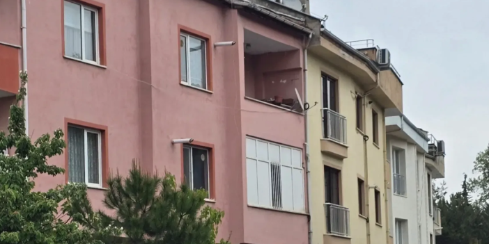 Kendisinden Haber Alınamayan Öğretmen Evinde Ölü Bulundu