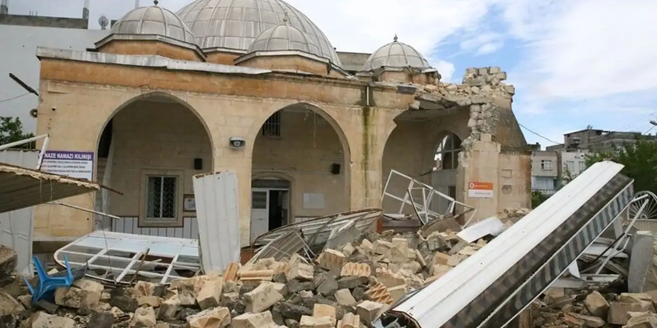 Fırtına Sebebiyle Şanlıurfa'da Okullar 4 Gün Tatil Edildi