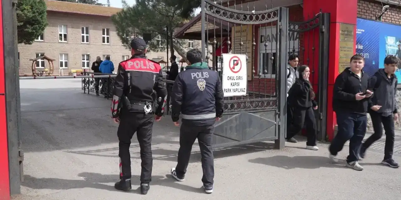 Öğretmene Şiddeti Bitirecek Proje, Tek Tuşla Polis ve Jandarma Devreye Girecek