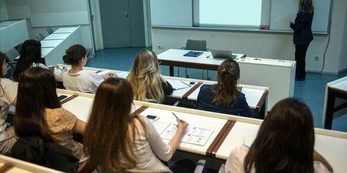 Sınavsız İkinci Üniversite Kayıt Takvimi Belli Oldu: 4 Büyük Üniversite Tarihleri Açıkladı!