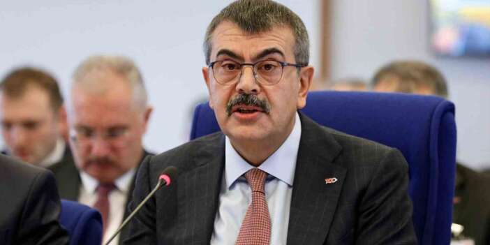 Bakan Tekin ve Milletvekillerinin Gündemi 4+4+4: Zorunlu Eğitimde Sistem Değişikliği Masada mı?