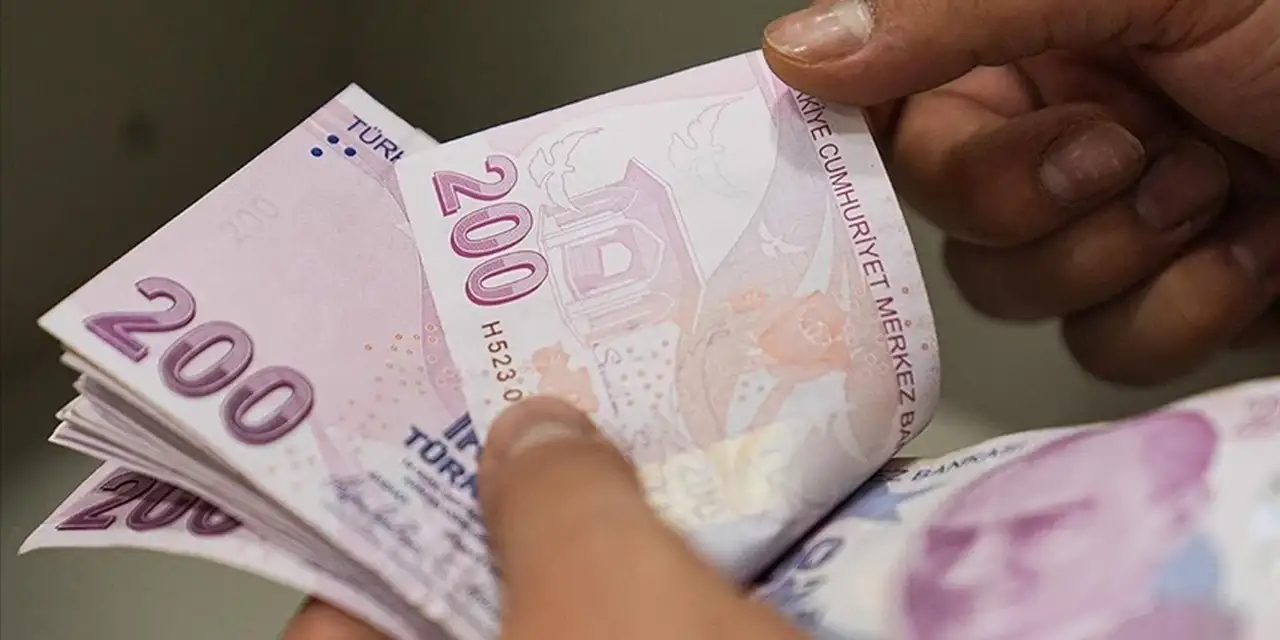 Rekor Anlaşma; Memurlara ve Kadrolu İşçilere 100 Bin TL Promosyon Ödenecek