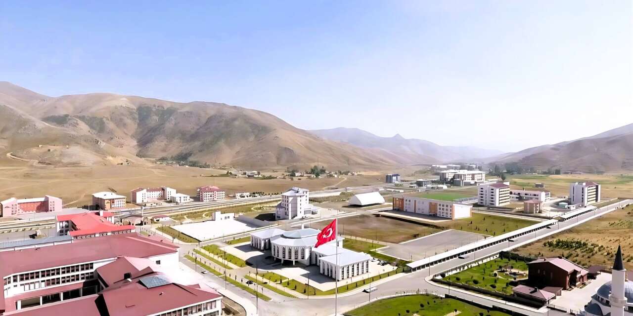 O Bölüme Yerleşenlere Üniversite Aylık 50 Bin TL Burs Ödeyecek