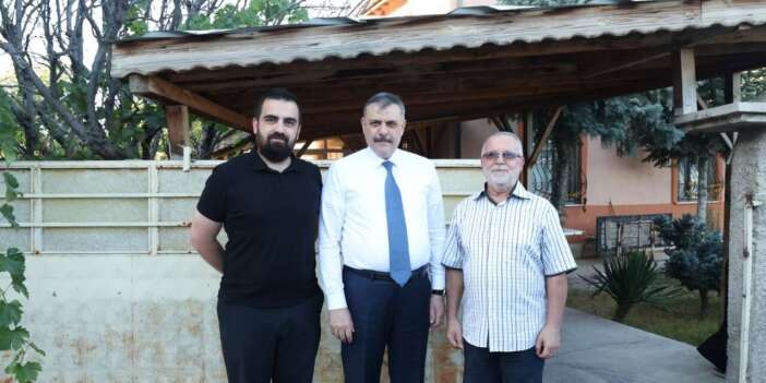 İçişleri Bakanı Mustafa Çiftçi Öğretmeninin Kapısını Çaldı