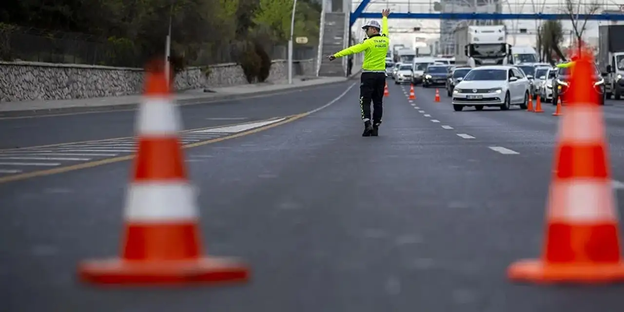 Pazar Günü İstanbul'da O Yollar Trafiğe Kapatılacak