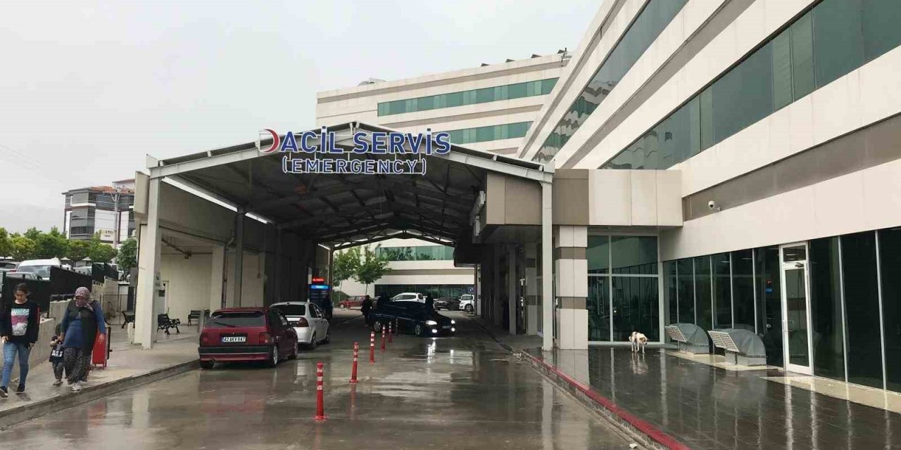 Okulda öğretmene silahlı saldırı!