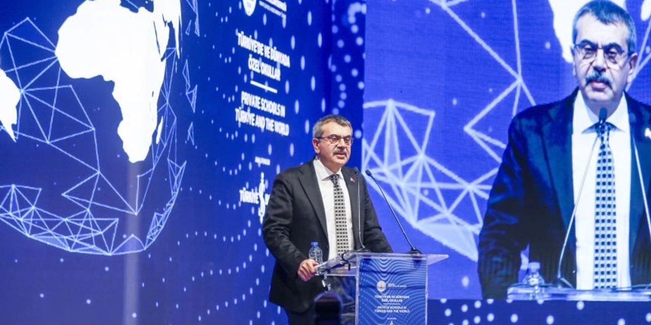 Bakan Tekin'den zorunlu eğitimin kısalacağı yönünde sinyal mi geldi?