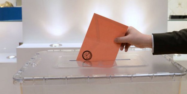Ak Parti'de seçim hazırlığı başladı: İki şirketle görüşülüyor