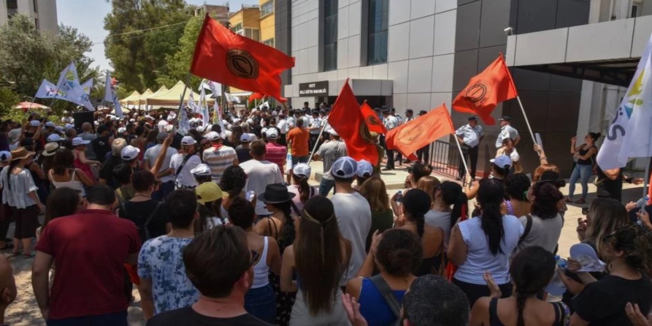 Öğretmen sendikaları bugün sokağa iniyor