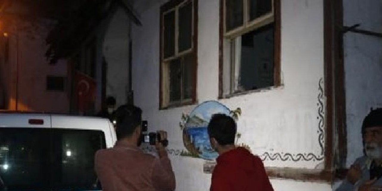 "Ölmek istiyorum" diyen öğretmen evinde ölü bulundu