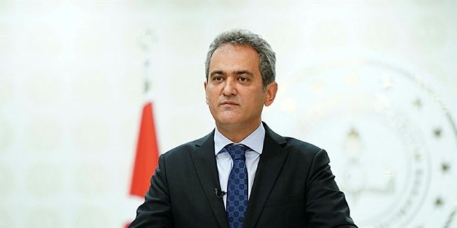 Milli Eğitim Bakanı Özer, MEB yurt dışı bursiyerleriyle buluştu