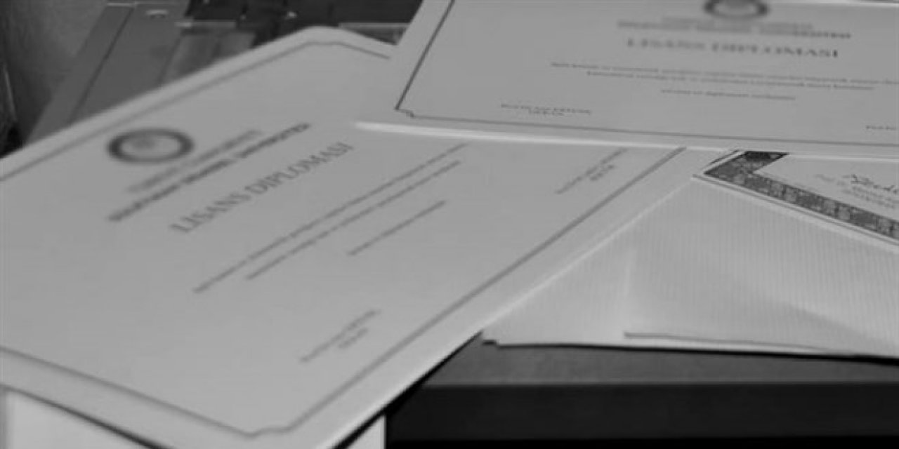 Noter onaylı Tıp, hukuk, öğretmen diplomaları İnternette bu fiyata satılıyor