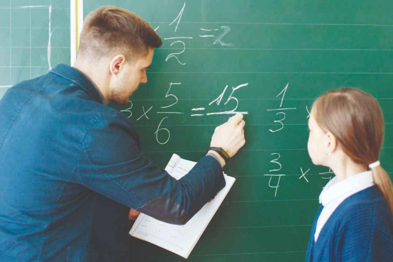 MEB'den Ücretli Öğretmenler İçin Dev Açıklama: Bu Belgeyi Olmayanlar Elenecek!