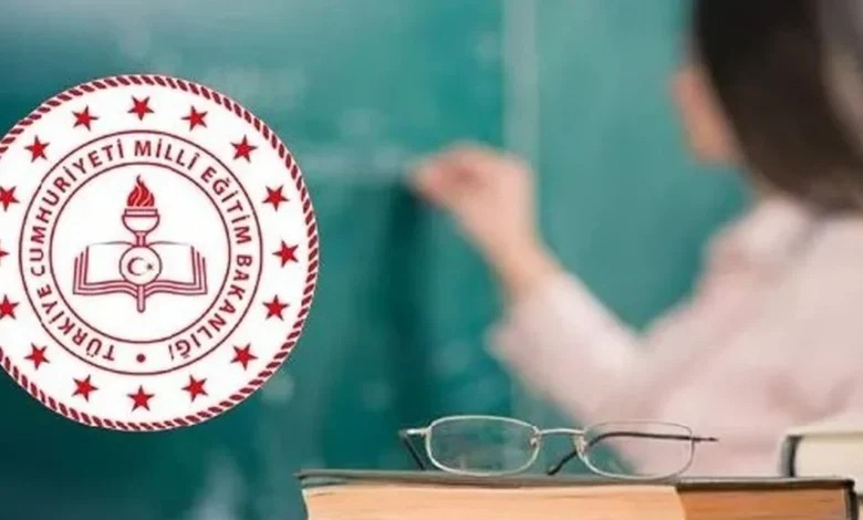 MEB'den Öğretmenlerin Ek Ders Ücretlerine Yeni Düzenleme: Aylık 1288 TL Kesinti Gündemde