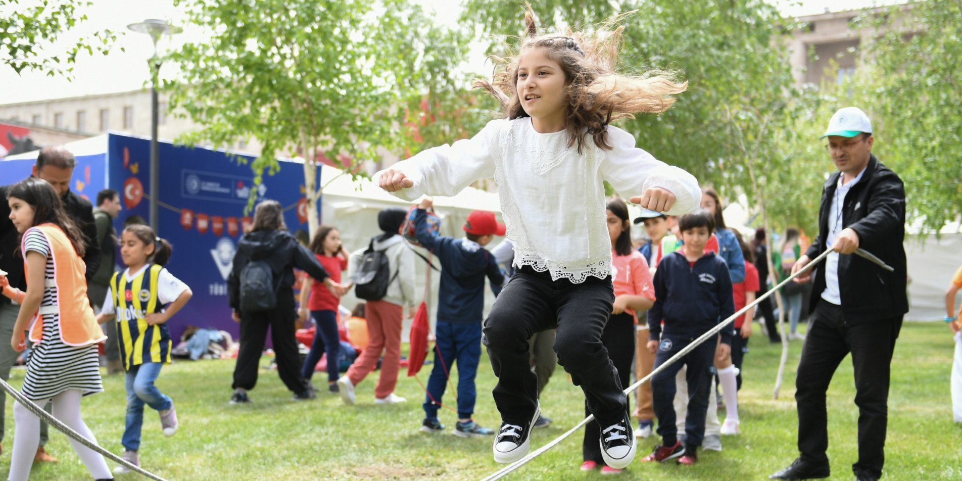 MEB'den Dönem Sonu Müjdesi: "Aile ve Oyun" Temalı Faaliyet Haftası Başlıyor!