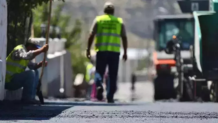 Kamu İşçisi Zammında Makas Açıldı: İlk Teklif Beklentilerin Çok Altında Kaldı