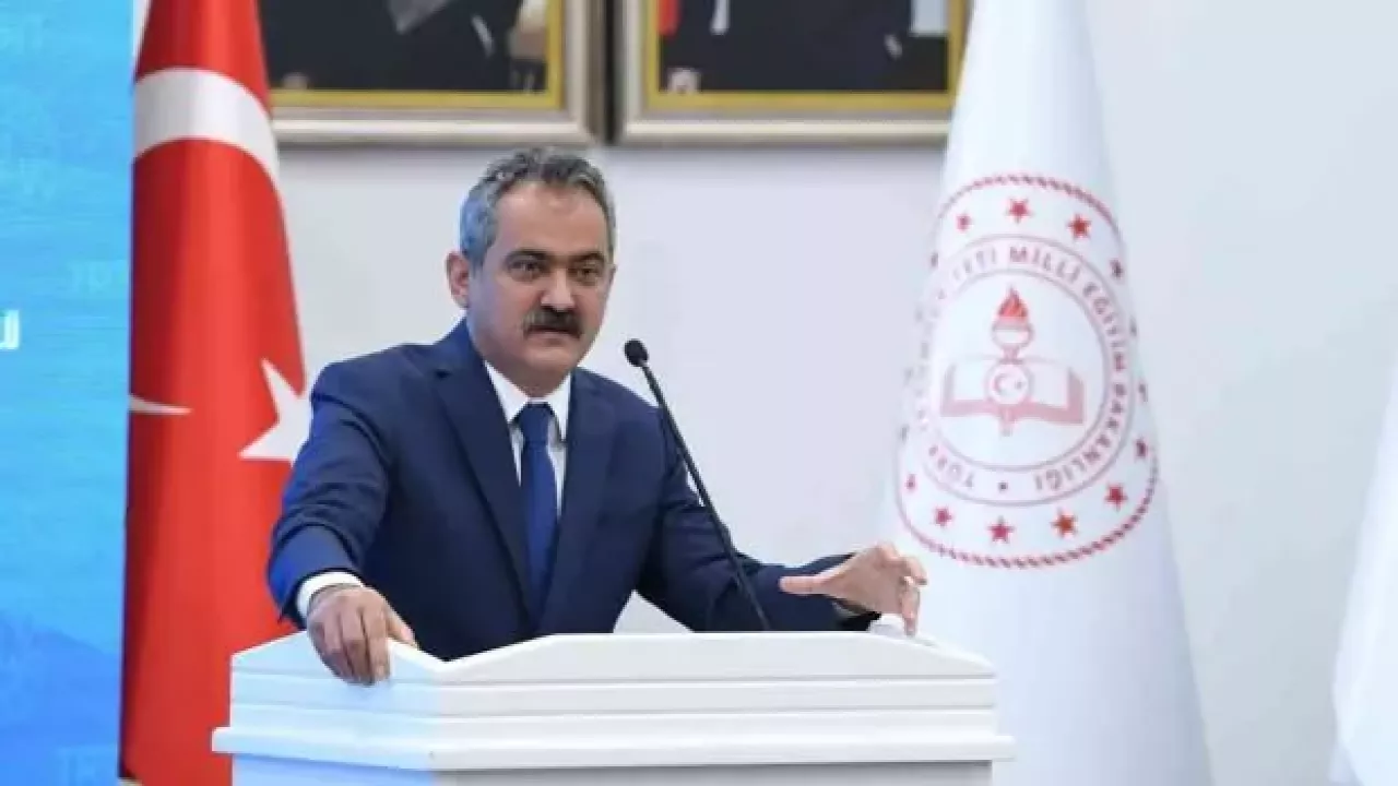 Bakan Mahmut Özer’den İl Milli Eğitim Müdürüne ilinizin tüm ihtiyaçları giderilecek sözü.