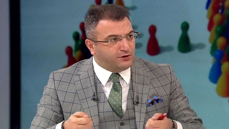 Cem Küçük: Yeniden zamlar gelir ve kış zor geçerse Cumhur İttifakı zorlanır