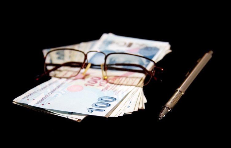 Emeklilikte yaşa takılanlar için eksik prim formülü: EYT'den faydalanabilmek için bu detaylara dikkat