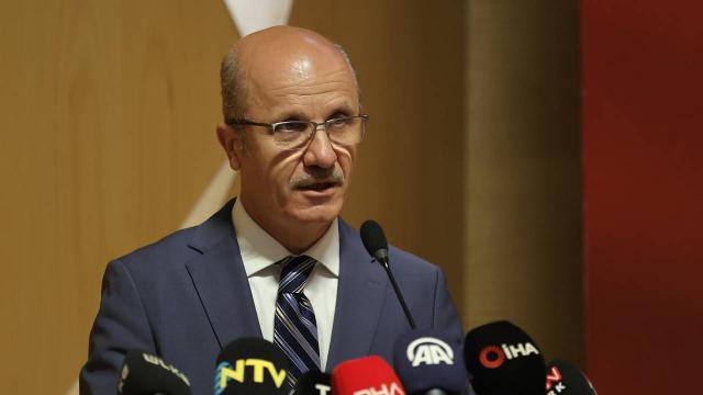 YÖK Başkanı Erol Özvar'dan iptal edilen KPSS ile ilgili flaş bir açklama geldi.