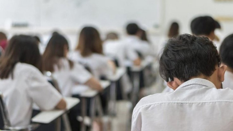Yatsı Ezanından Sonra Okuldan Çıkan Öğrenciler Sorunu Ve Milli Eğitim Müdürün Sessizliği
