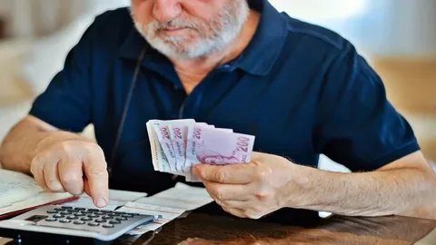 Emekli İşçinin Ödediği Prim Aylığı Artırır mı? Detaylar ve Kıdem Tazminatı Hakkı!