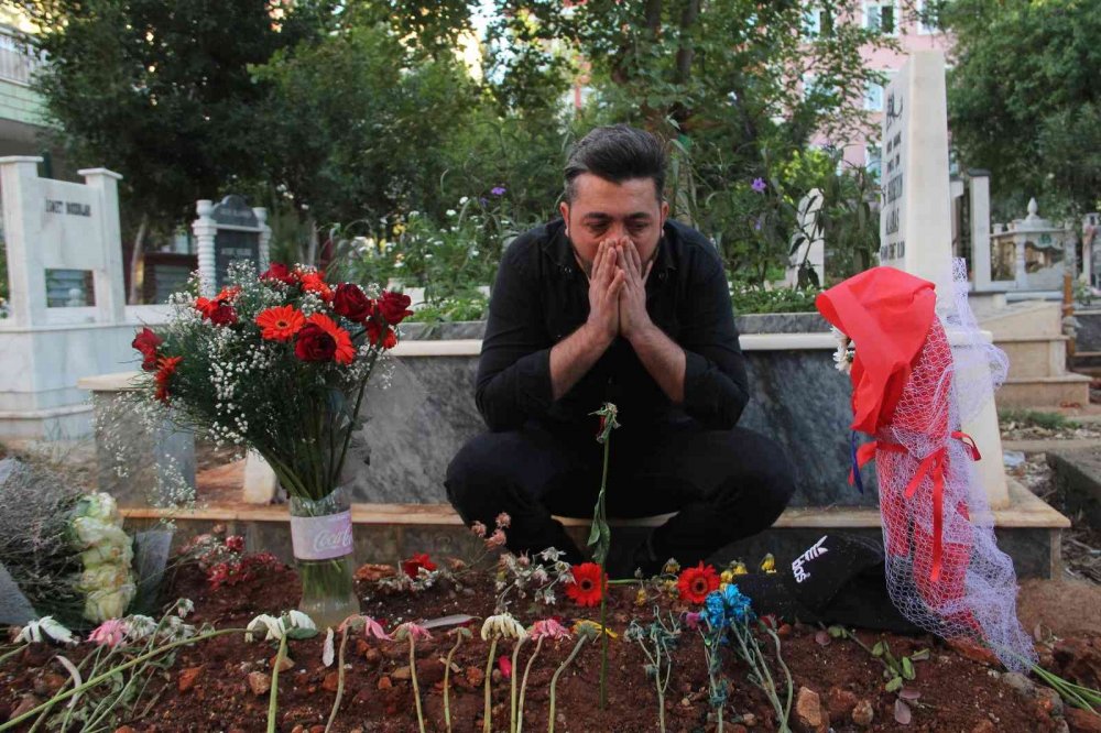 Öğretmen Demeye Dilim Varmıyor. Öğretmeninin evinde ölü bulunan öğrencinin acılı babası adalet istedi!